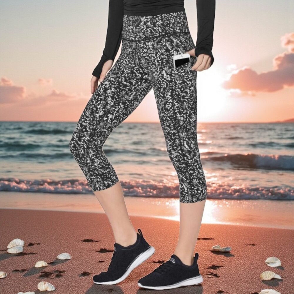 LULULEMON Fast & Free Crop II *Nulux 19" in Chirasu Black 4